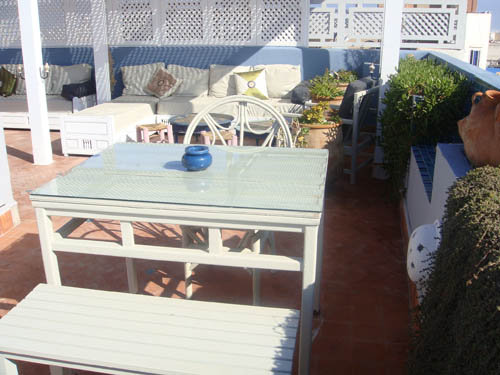 Terrasse avec table